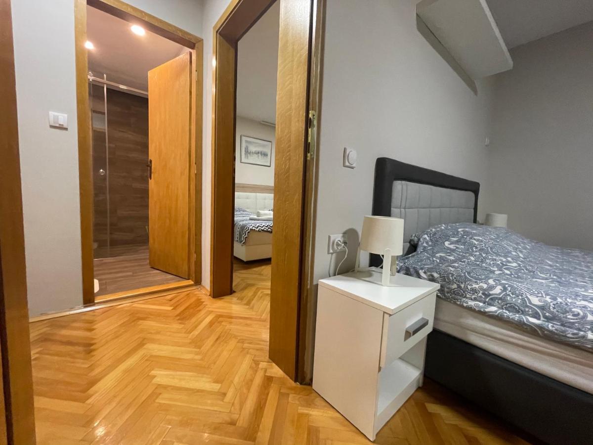 Leo Apartment Ni Екстериор снимка